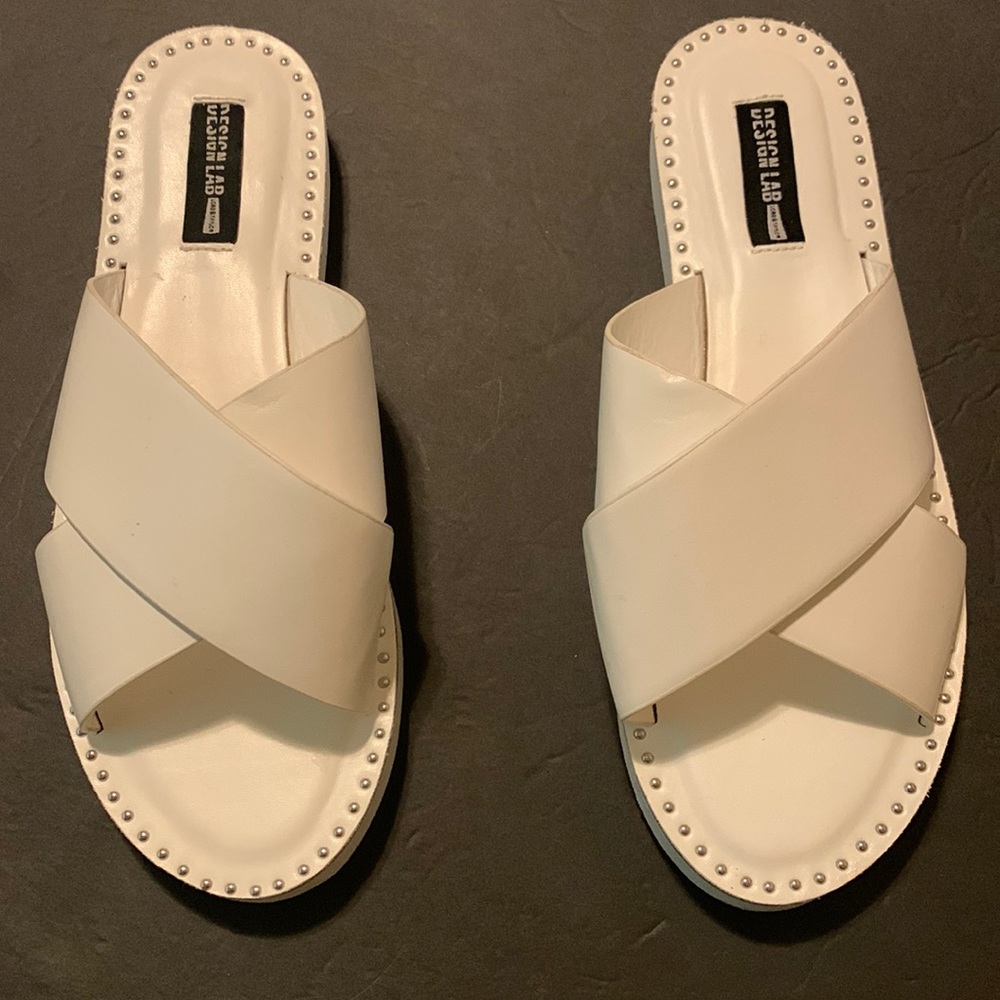 DESIGNLAB. LORD&TAYLOR SANDALS